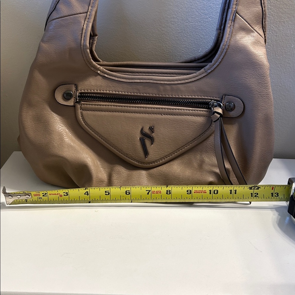 Simply Vera Wang 100 % leather purse - Picture 9 of 11